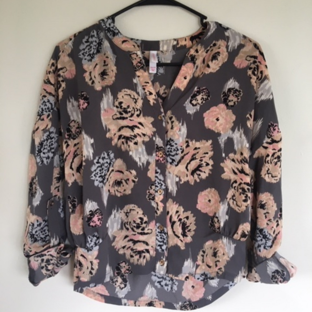 Xhilaration Blouse